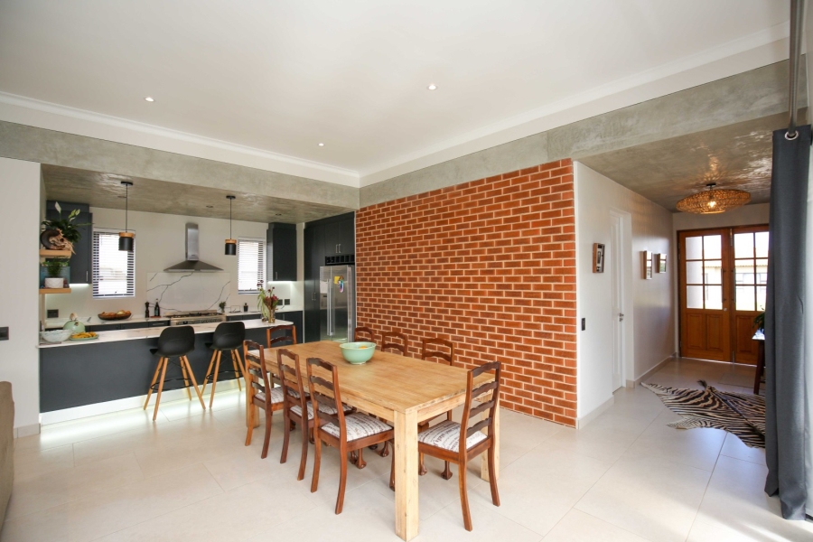 3 Bedroom Property for Sale in The Hill Western Cape